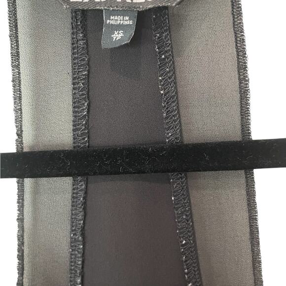 Black Halter Tank – EXPRESS, Sleeveless, Sz XS, Excellent - Picture 6 of 6